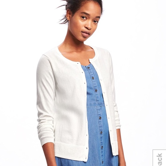 Old Navy Sweaters - Cream colored cardigan